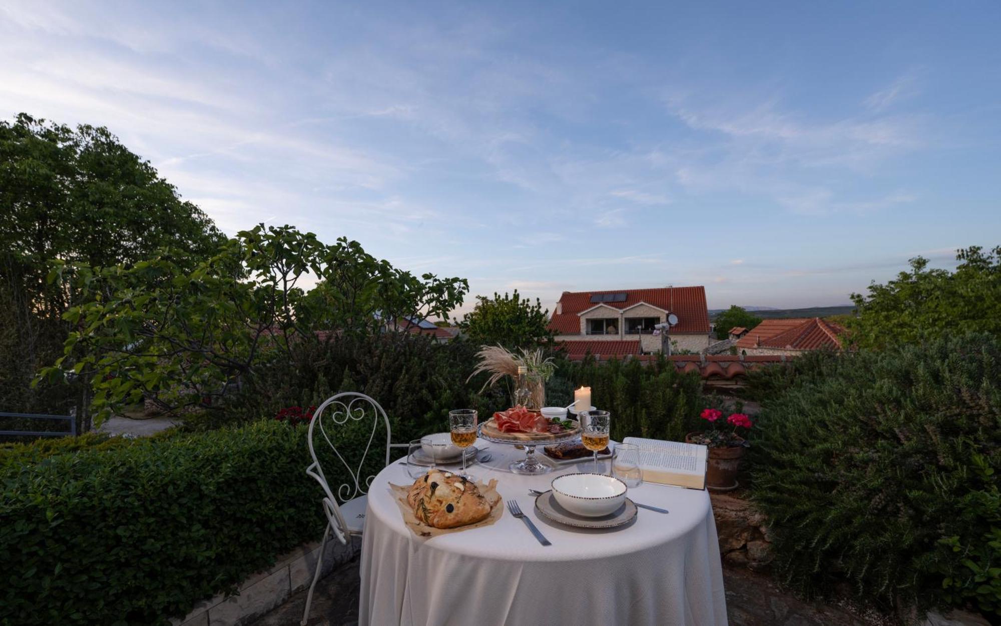 Kalpic Suites & Villa Lozovac Eksteriør billede