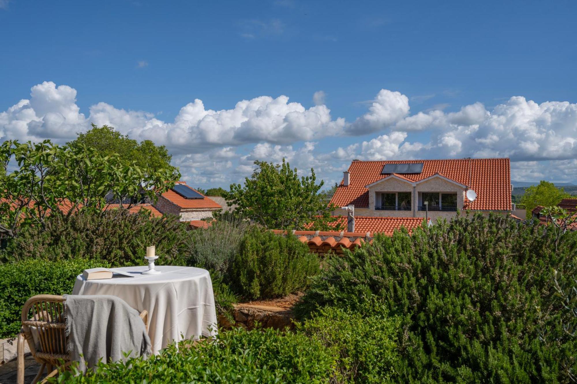 Kalpic Suites & Villa Lozovac Eksteriør billede
