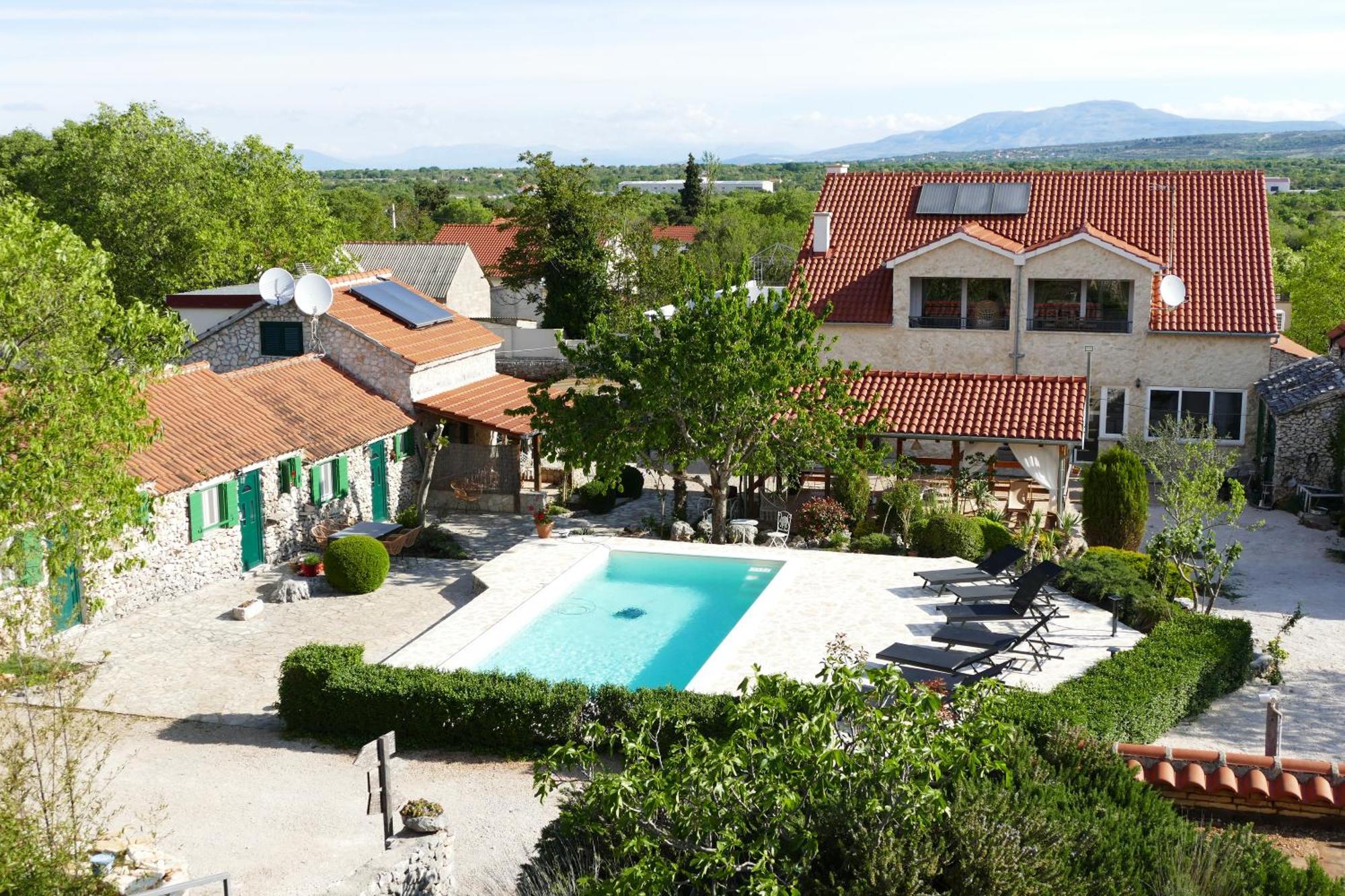 Kalpic Suites & Villa Lozovac Eksteriør billede