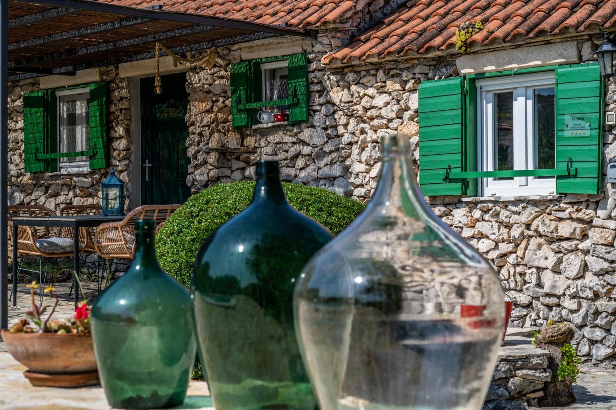 Kalpic Suites & Villa Lozovac Eksteriør billede