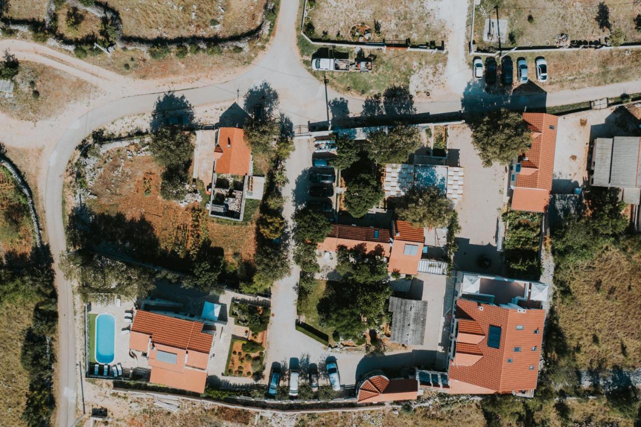 Kalpic Suites & Villa Lozovac Eksteriør billede
